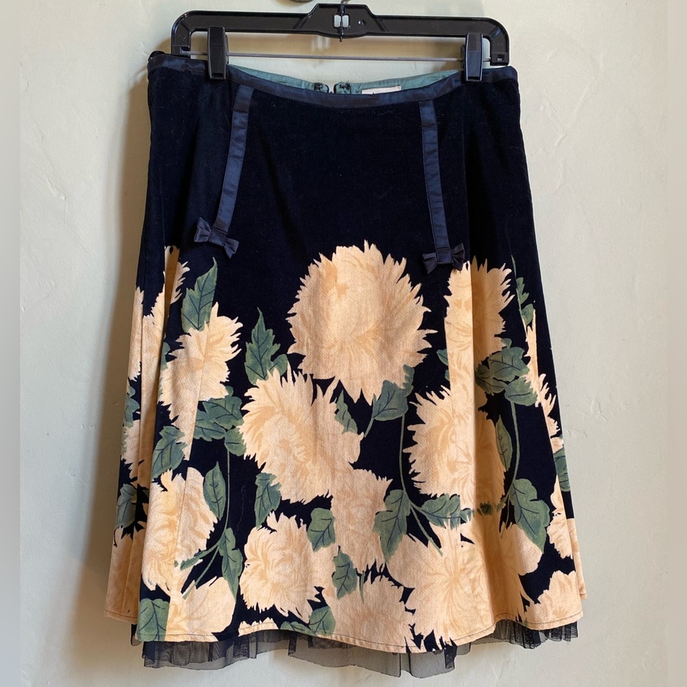 Anthropologie velvet Elevenses skirt 10